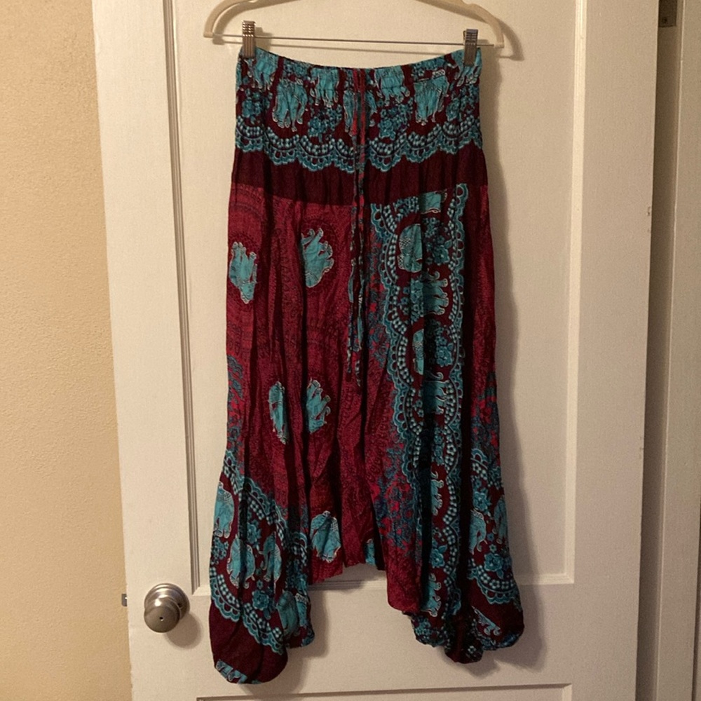 The Elephant Pants, Harem pants, size Medium.